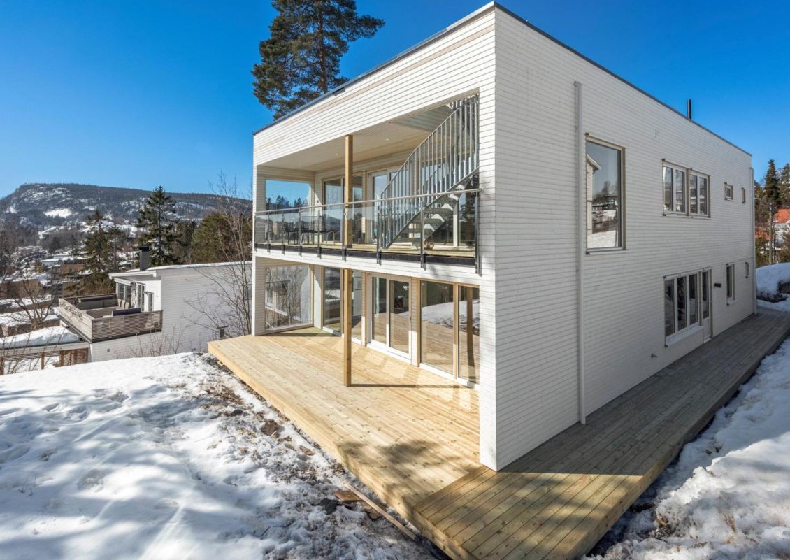 Fasade med veranda
