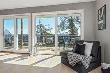 Stue med utgang til veranda