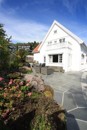 Bruddskifer på uteplass